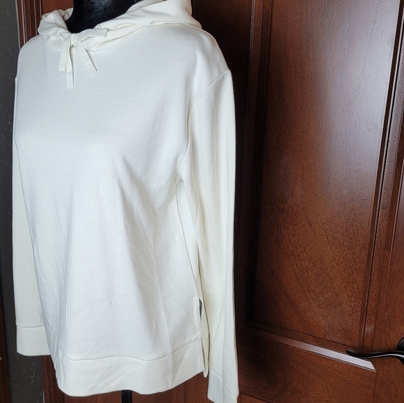 A New Day Hooded Pullover - Picture 14 of 16